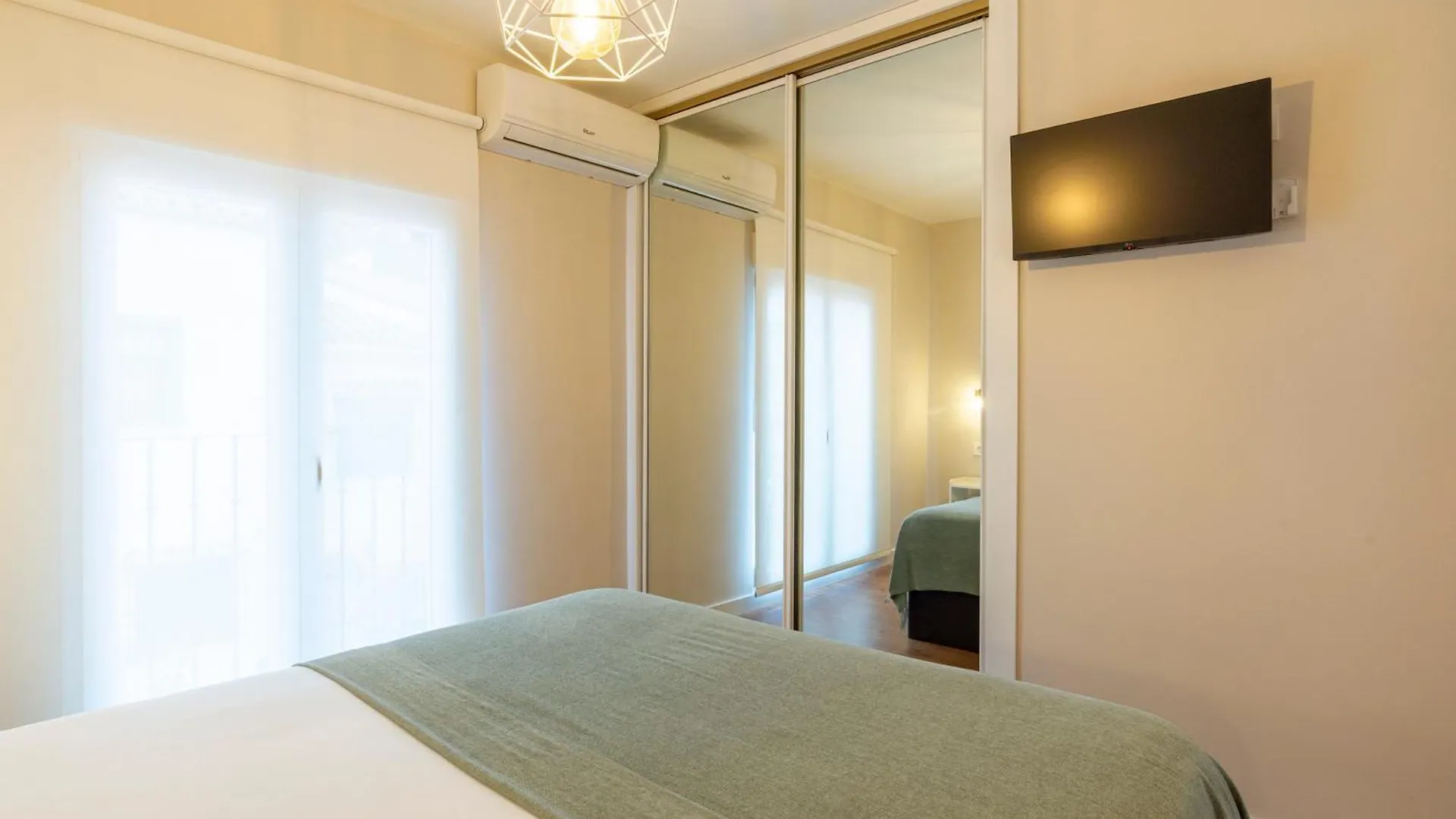 Colina Beach By Ele Apartments Torremolinos 0*,  Spanje